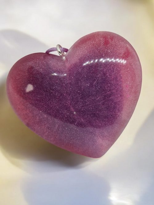 Coeur résine rose / violet pailleté