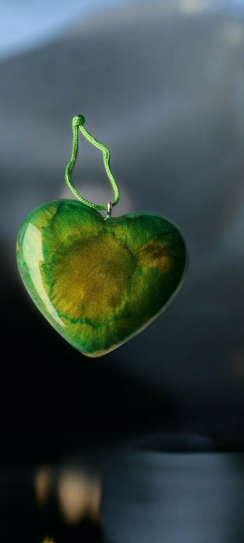 Coeur vert et jaune