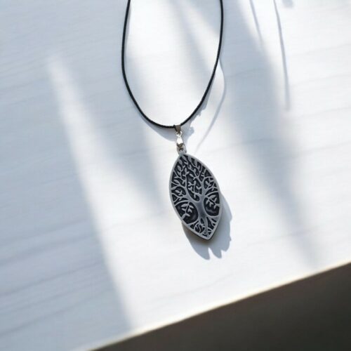 Collier arbre medium noir et blanc