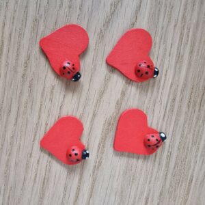 Lot 4 coeurs coccinelle en bois