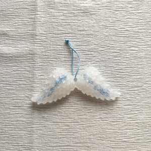 Angélia blanc paillettes bleues