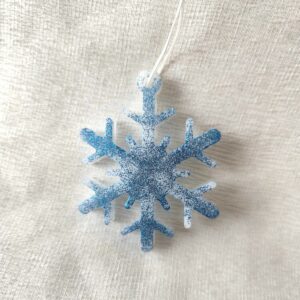 Givrelia blanc paillettes bleues