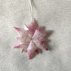 Givrelia blanc paillettes roses